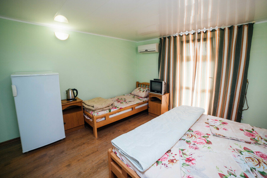 Гостевой дом Домик у моря Голубицкая