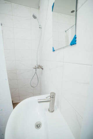 Гостевой дом Домик у моря Голубицкая Стандарт трехместный-5