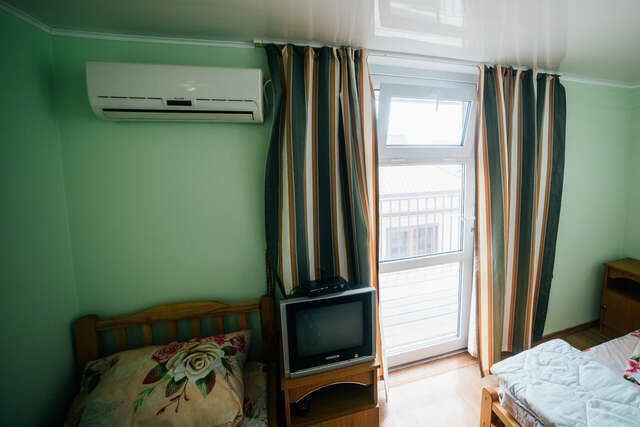 Гостевой дом Домик у моря Голубицкая-36